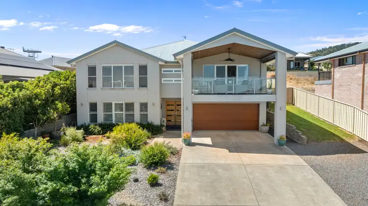 25 Redbank Drive