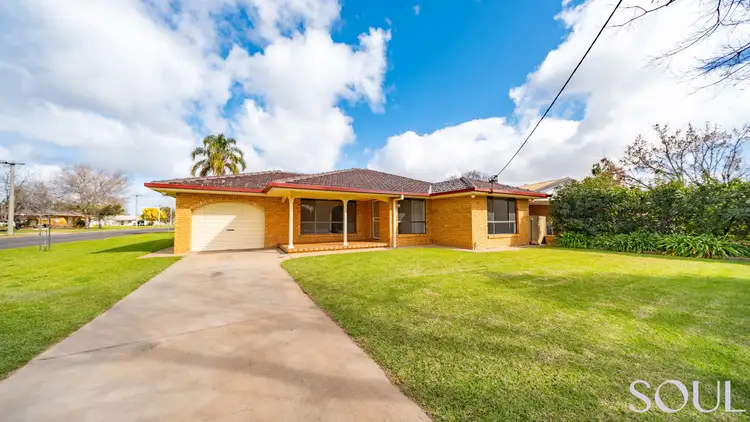 1 Rhoda Place