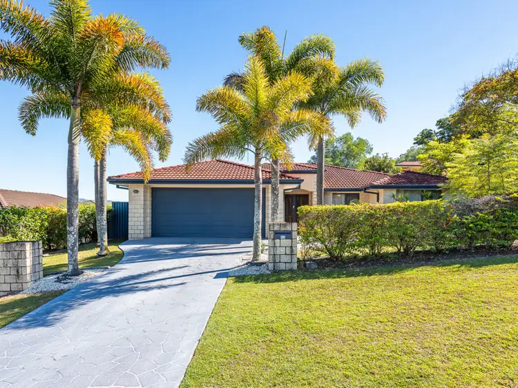 43 Feathertop Crescent