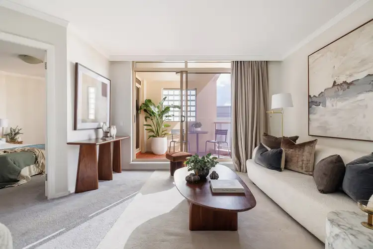 8 Yara Avenue