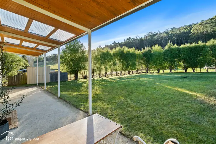 11 Fritton Drive