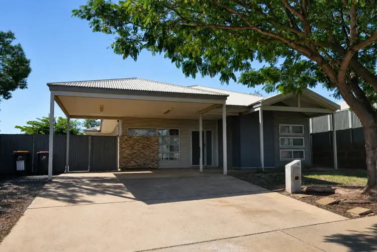 30 Wrasse Crescent