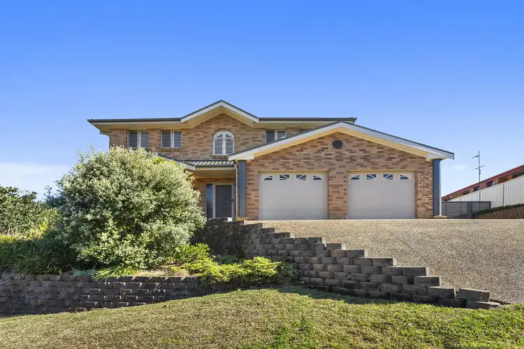 8 Castle Close