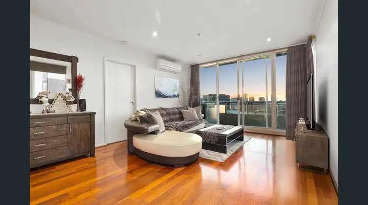 79 Whiteman Street