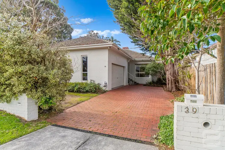 39 Cliff Road