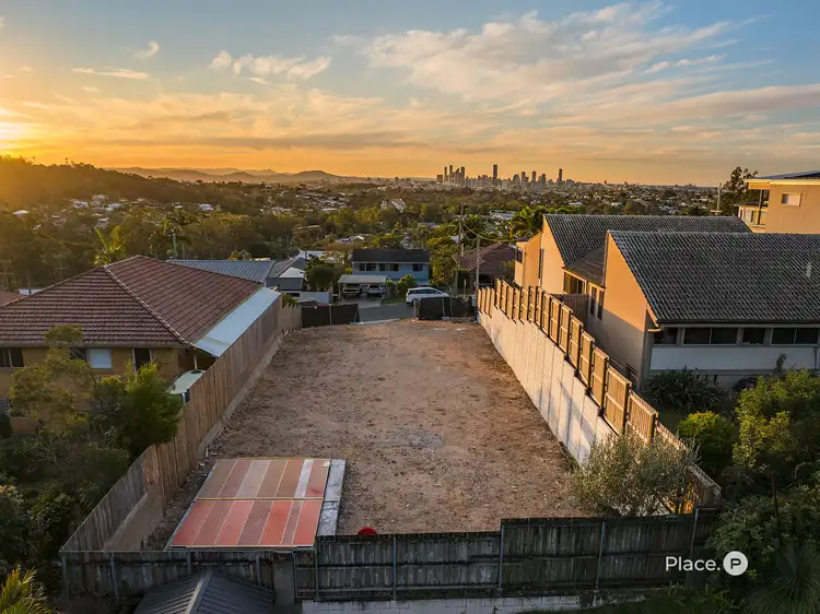 7 Kneale Street