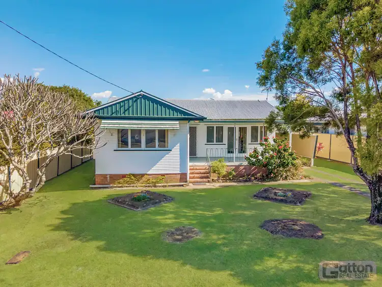 9 Hallas Street