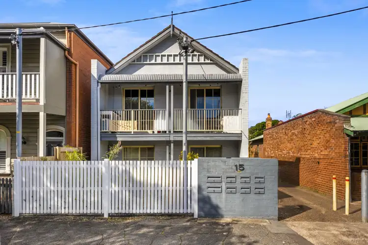 15 Corlette Street