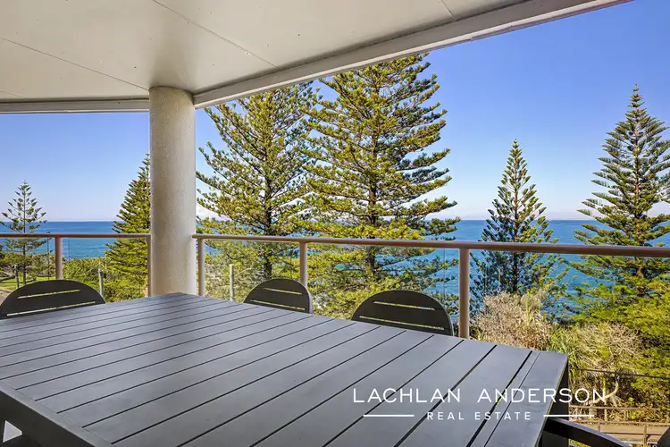 12 Esplanade Headland