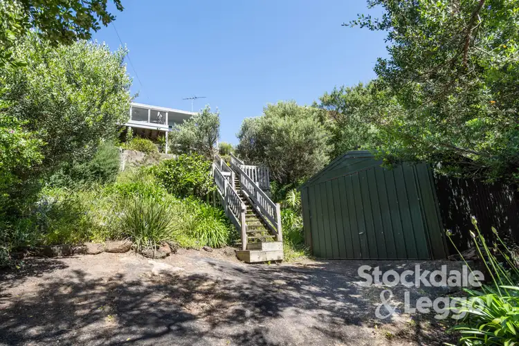 64 Weeroona Street