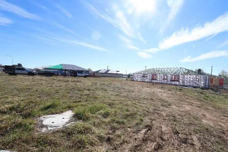Cooper Crescent