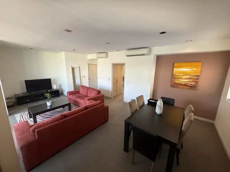 32 Pimlico Place