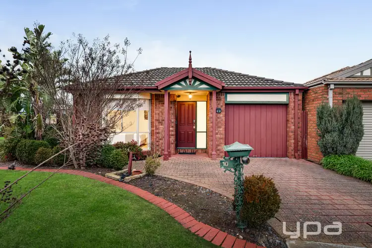 10 Parkhill Court