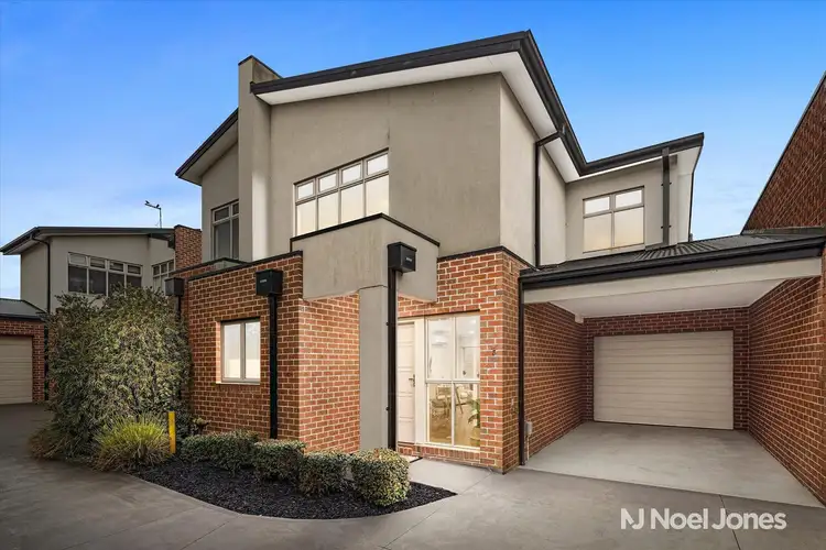 3 Raffaele Close