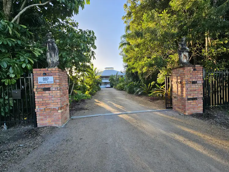7 Warren Street