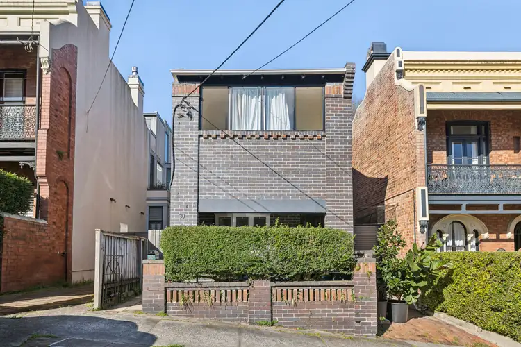 30 Lawson Street