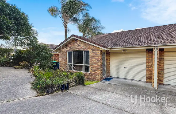 40 Calgaroo Avenue