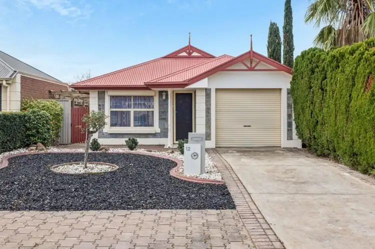 12 Casadio Court