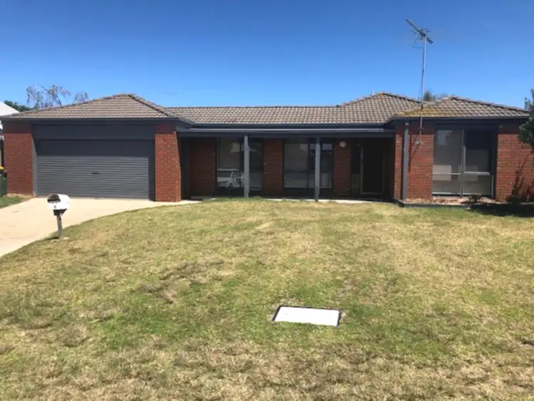 4 Huntington Court