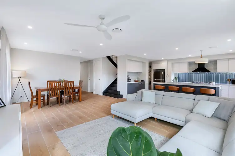 12 Yurri Street