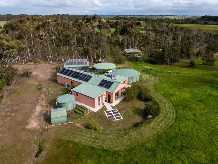 1951 Steiglitz Road