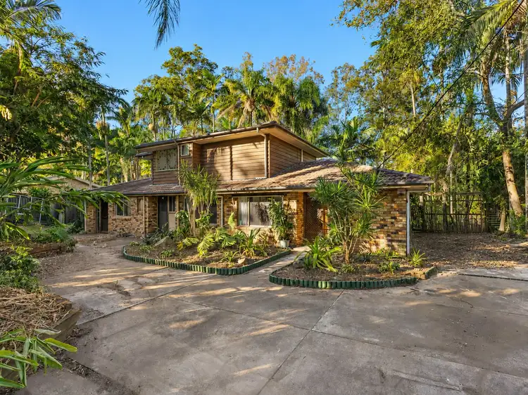 12 Islandview Street