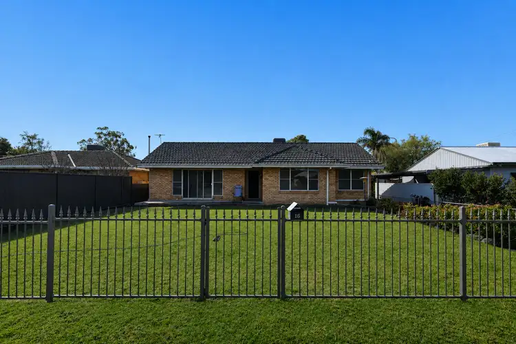 16 George Street