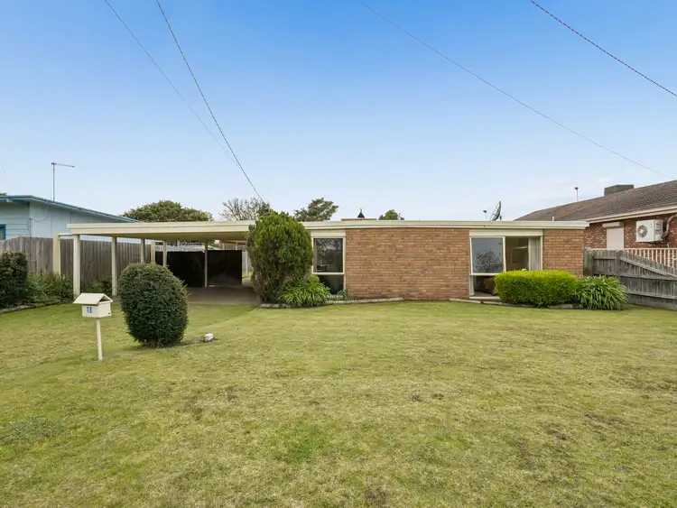 18 Carlton Court