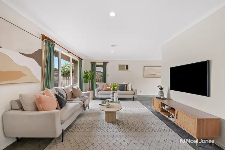 25 Urana Street