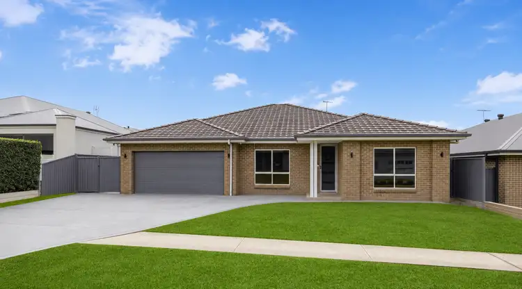 50 Walmsley Crescent