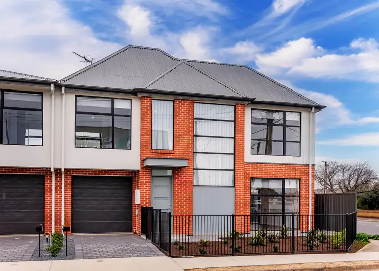 2 Tweed Avenue
