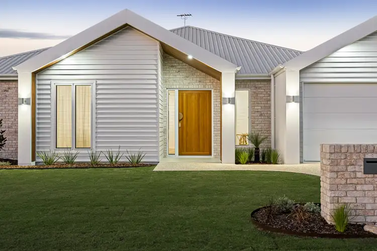 18 Mirambeena Drive