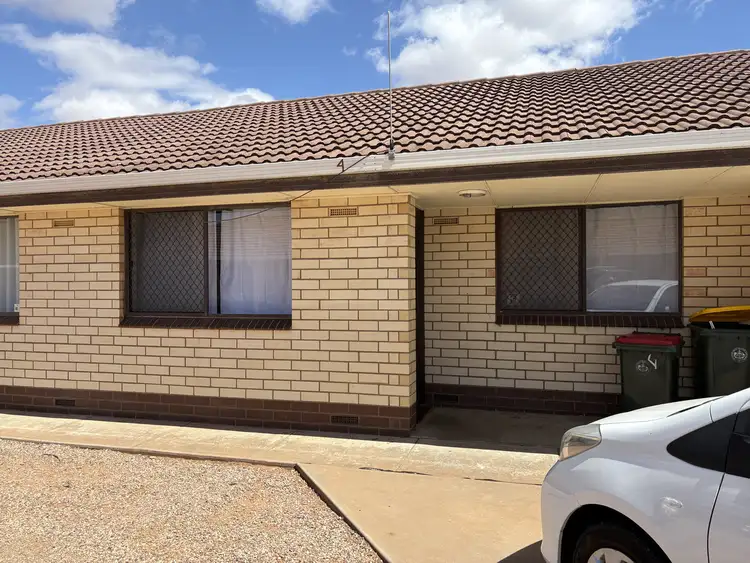 86 Barry Street