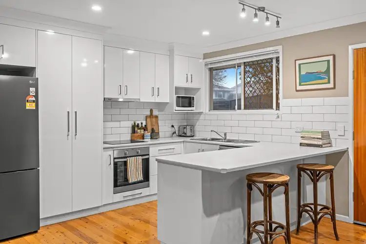 73 Debra Street