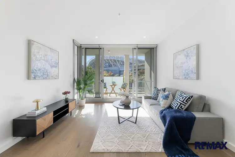 9 Paddock Street