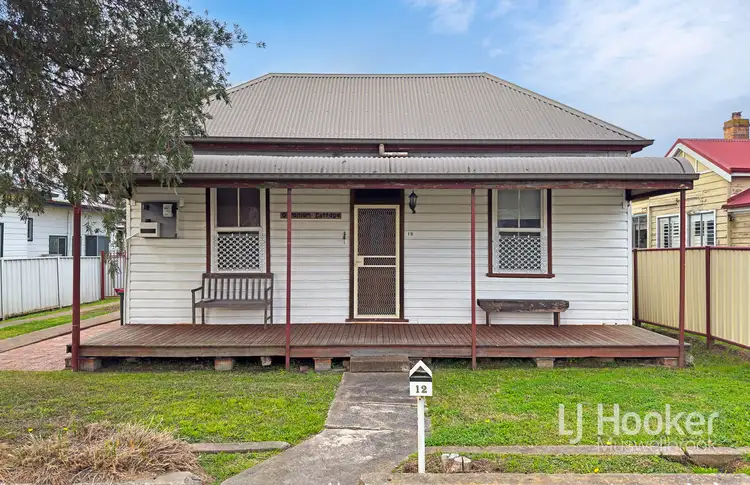 12 Skellatar Street