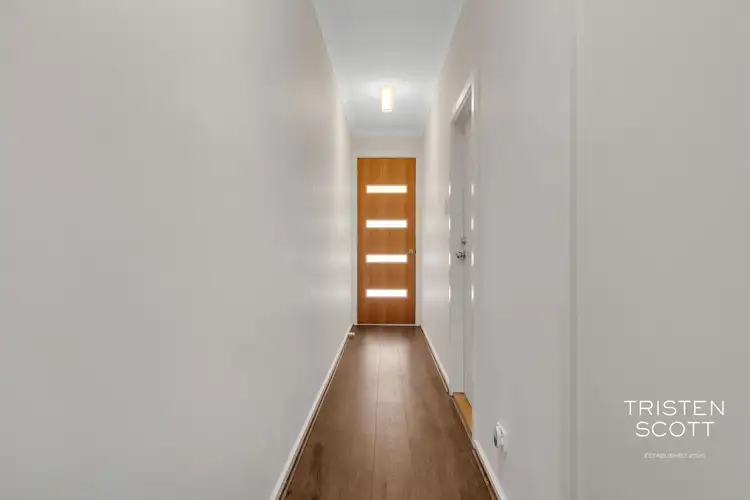 12 Olley Place