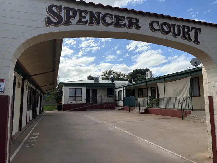 29-31 Spencer St (unit 1)