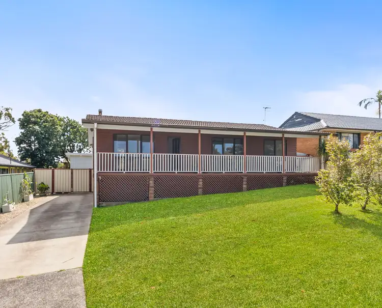 2 Morcombe Close