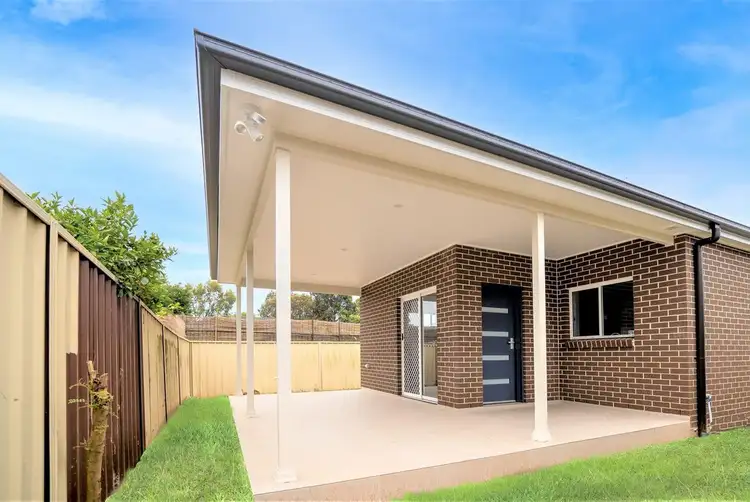 25A Rochford Street