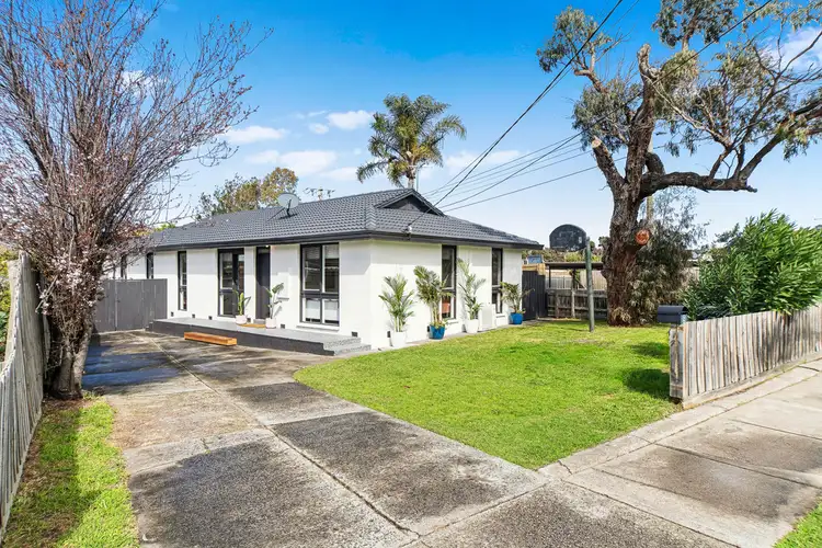6 Centenary Street