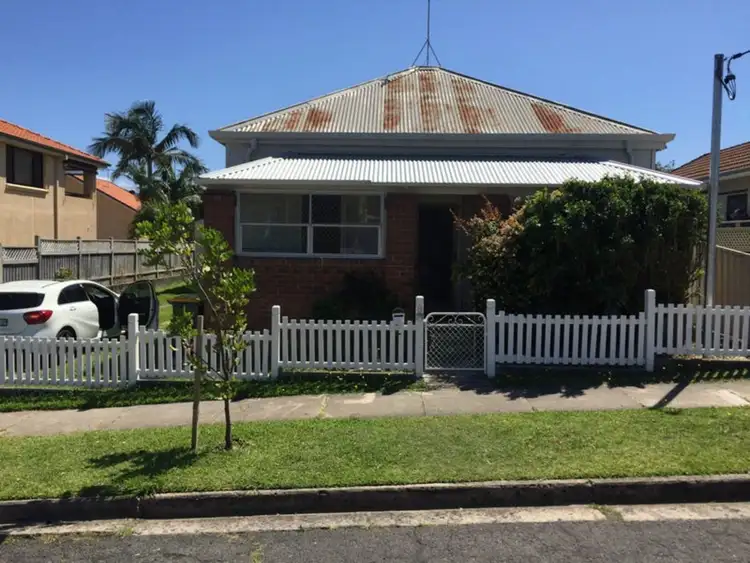 8 Nott Street