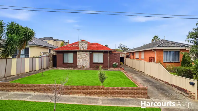 8 Crawford Avenue