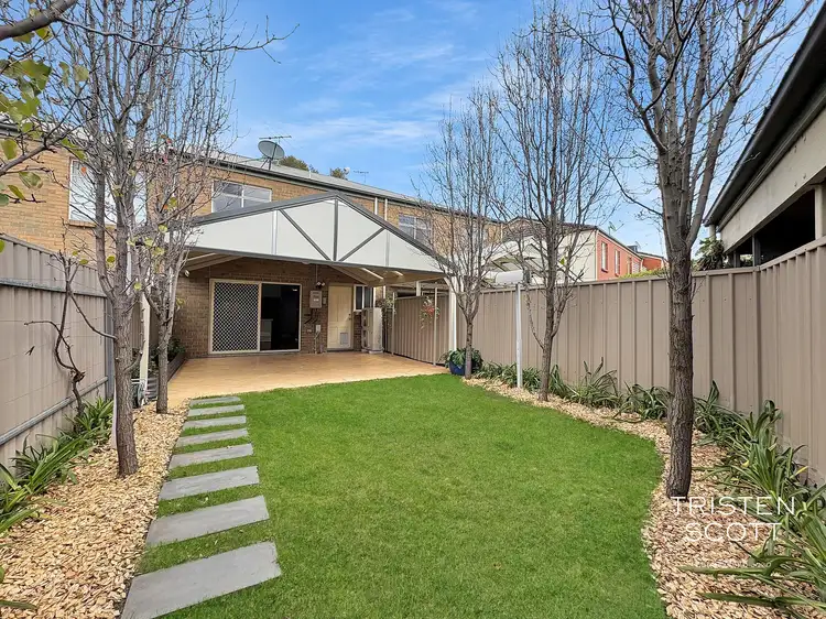 40 Sir Ross Smith Boulevard