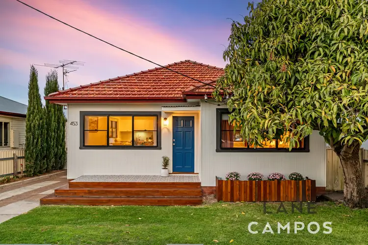 453 Sandgate Road