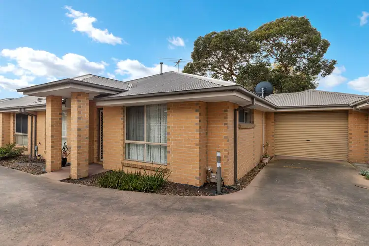 4 Thomas Street