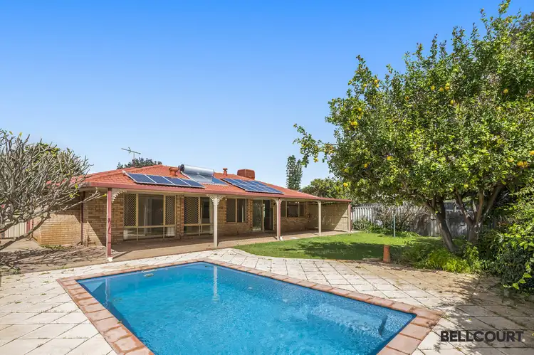 15 McKivett Crescent