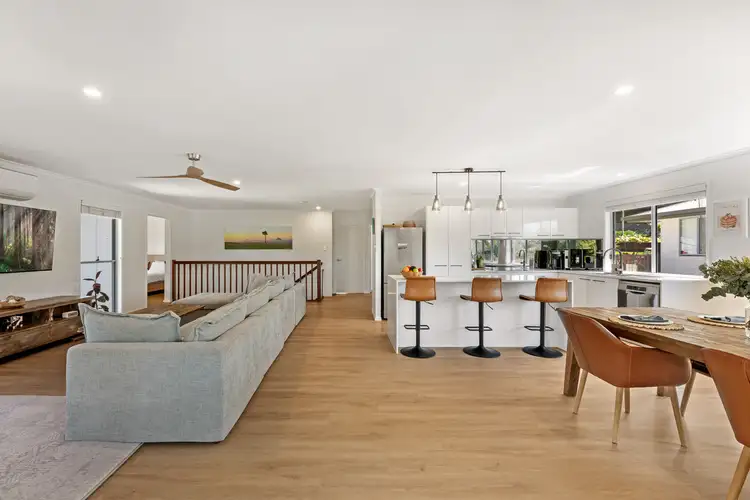 17 Ridge Court