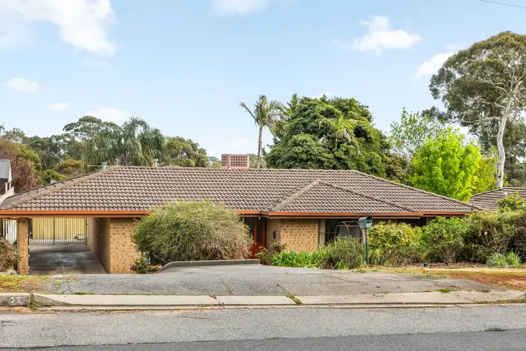 27 Dale Avenue