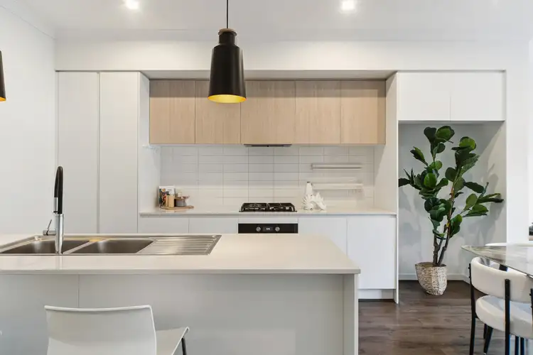 64 Shoreline Crescent